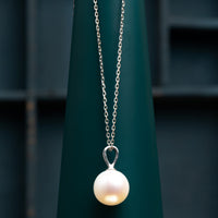 14-15mm white nucleated cultured river pearl 9ct white gold pendant