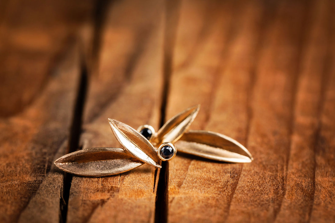 Olive Leaf Alauna Earrings