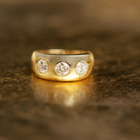 18ct Yellow Gold Chunky Flush Set Three stone Diamond Ring 0.90ct F VS