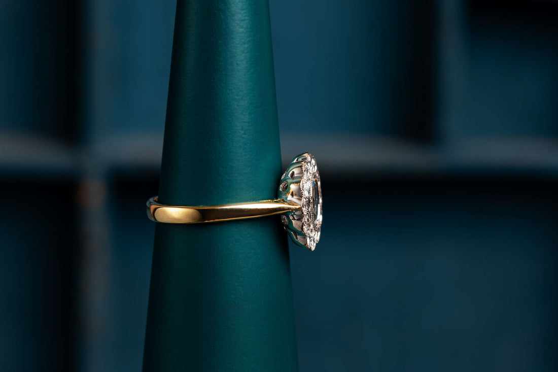 18ct Gold Aquamarine and Diamond Cluster Ring