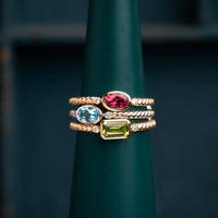 9ct White Gold Blue Topaz Ring