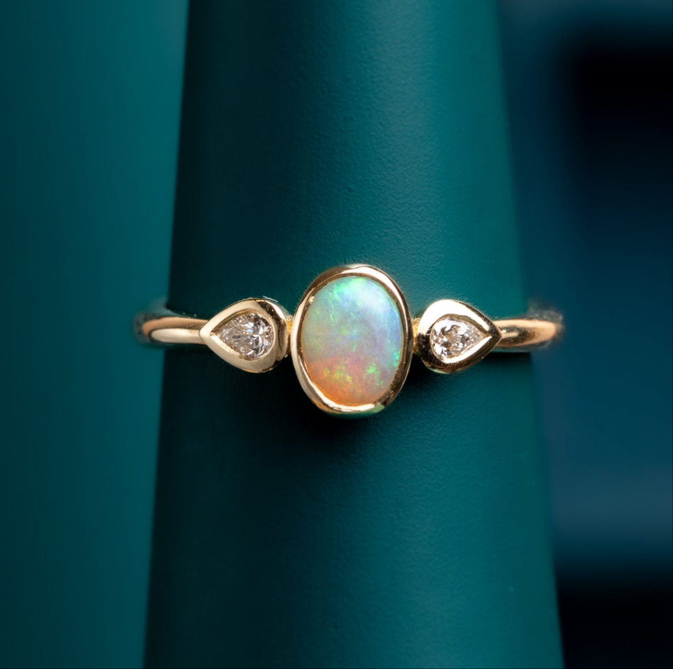 Alauna III Goddess Ring