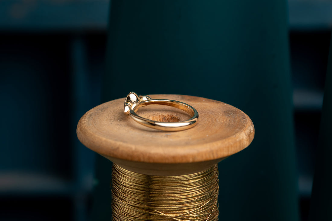 Alauna III Goddess Ring