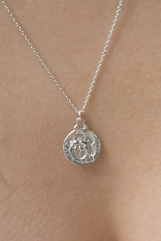 Silver hot sale medusa necklace