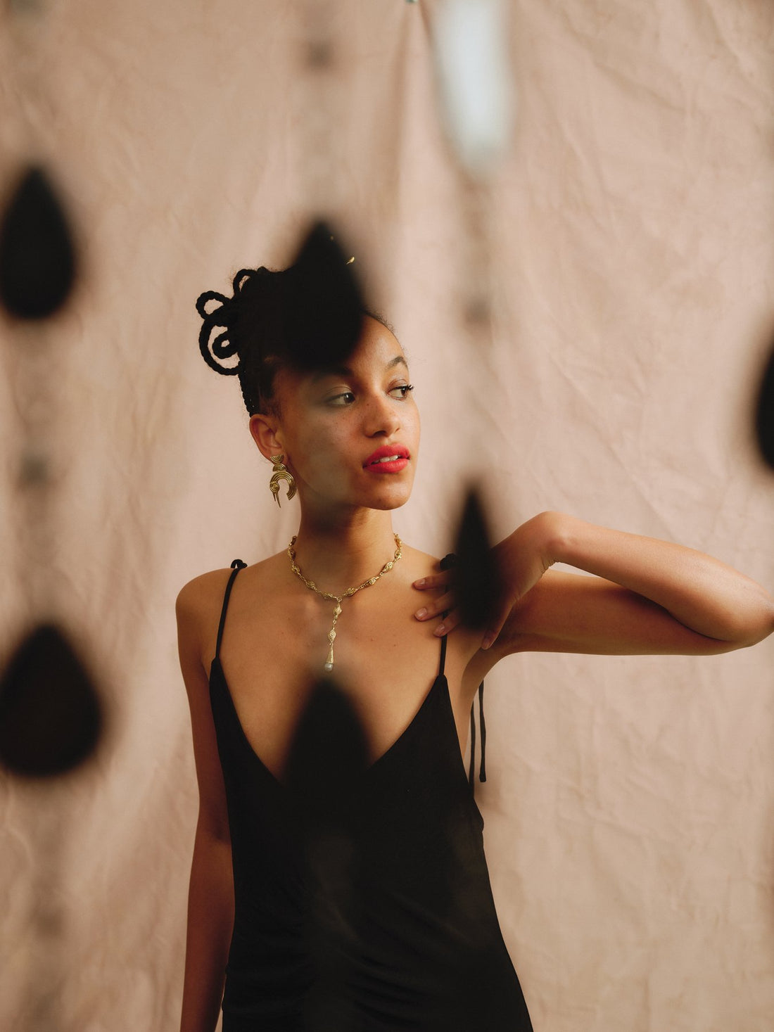 The Tangled Fantasy Choker