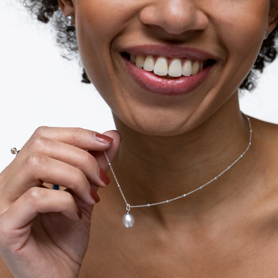Timeless 10mm Dove Grey Oval Freshwater Pearl Pendant Necklace