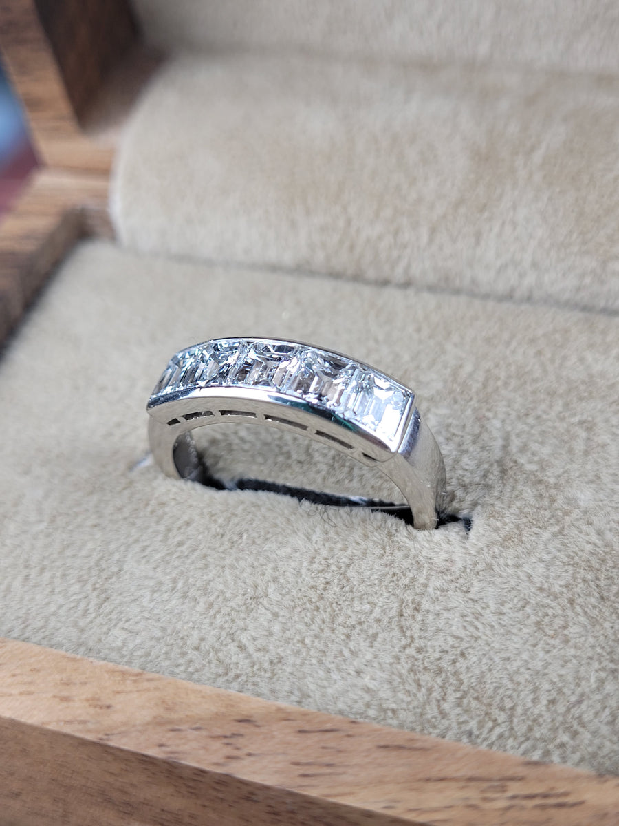 Pre-owned Diamond Band Ring