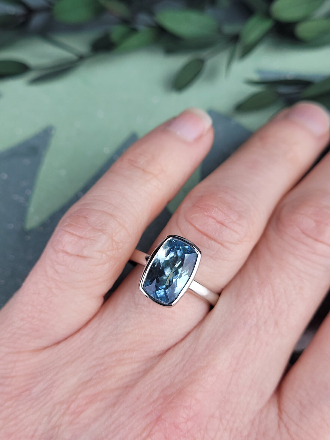 White Gold Aquamarine Ring