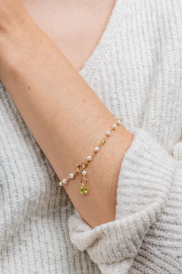 9ct Yellow Gold Dainty Pearl and Faceted Peridot Bracelet