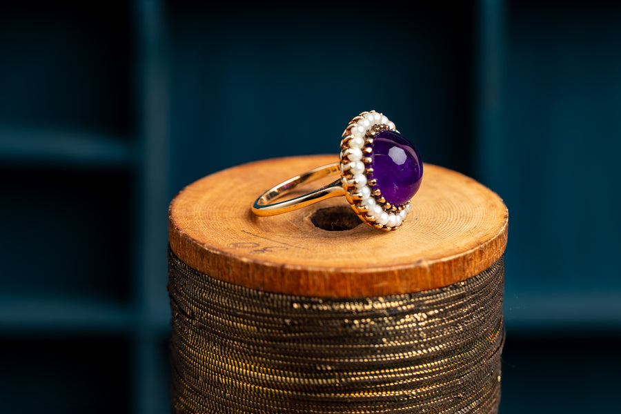 Cabochon Amethyst Ring