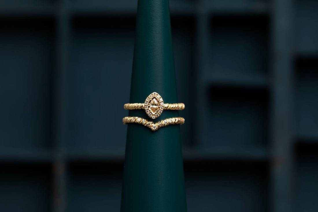 18ct Diamond Wishbone Ring