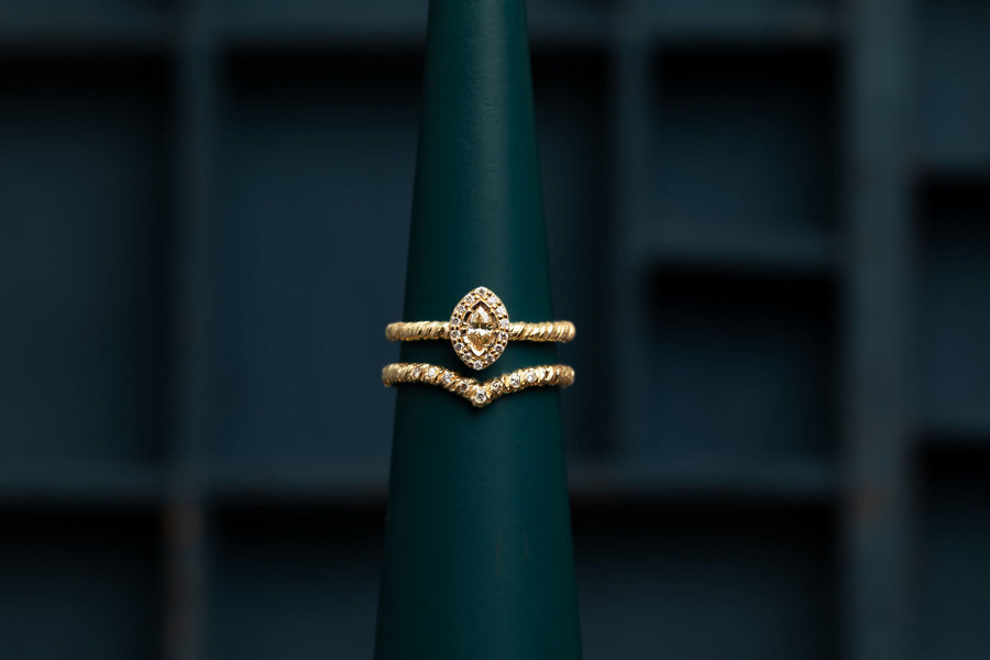 18ct Diamond Wishbone Ring
