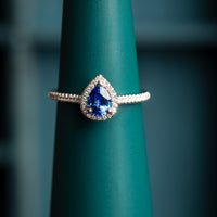 Cornflower sapphire ring