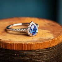 Cornflower sapphire ring