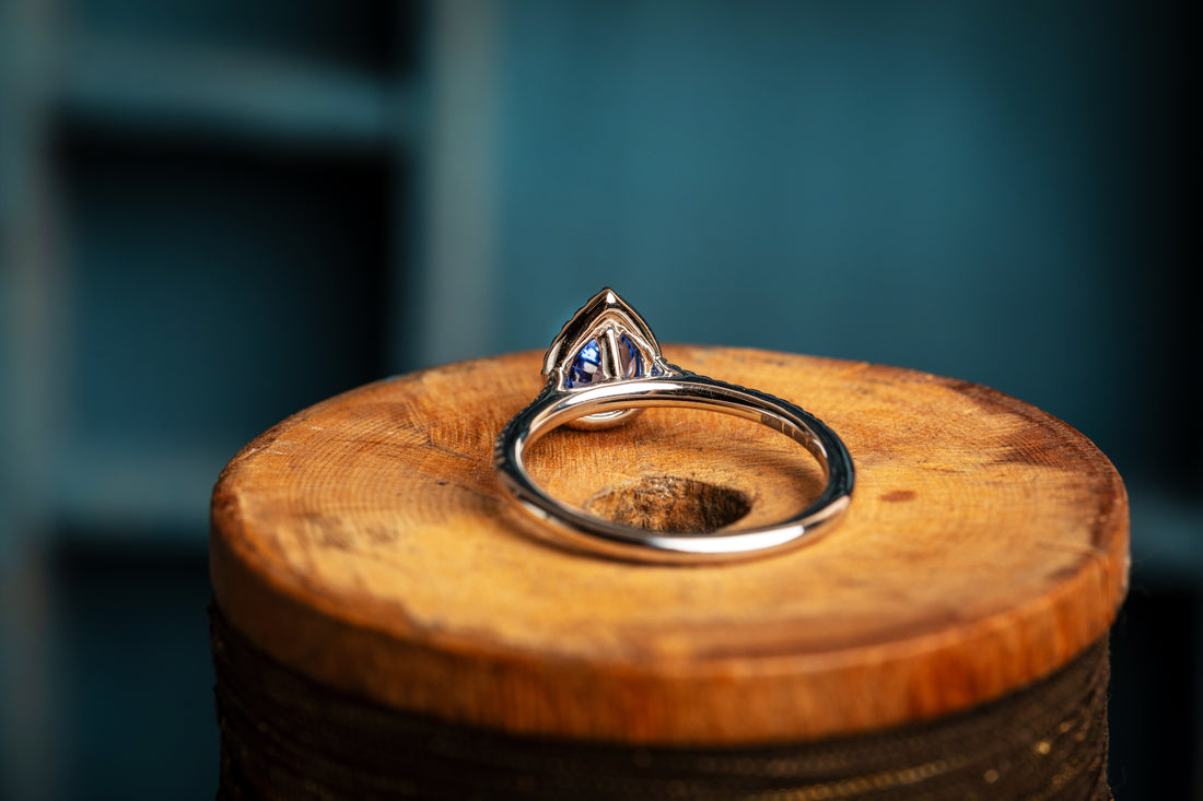 Cornflower sapphire ring