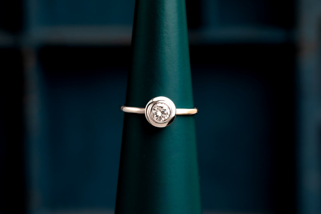 18ct White Gold Alauna Diamond Solitaire Ring