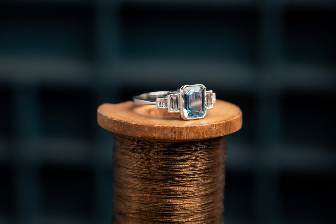 18ct Aquamarine and Diamond Art Deco Style Ring