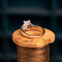 18ct Zircon and Diamond Ring