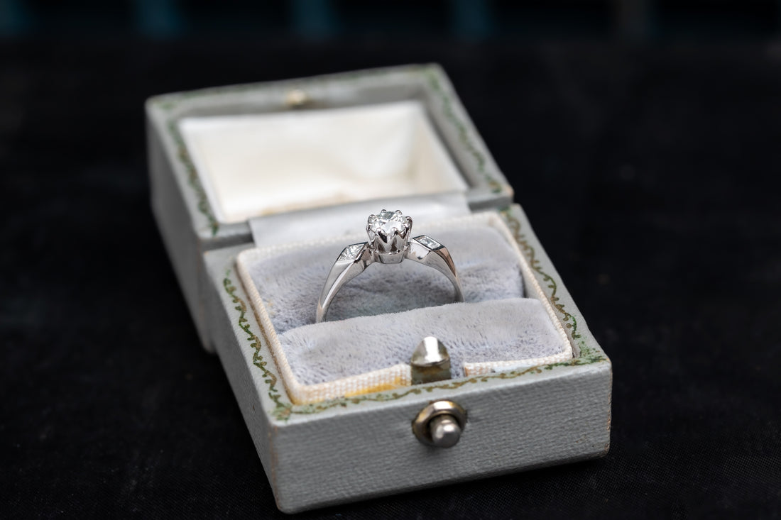 18ct White Gold 0.50ct and 0.21ct Diamond Solitaire Ring