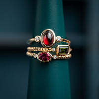 9ct Garnet and Diamond Ring
