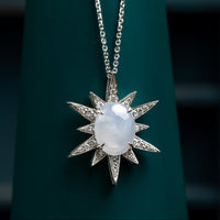18ct Star Sapphire Pendant with Chain