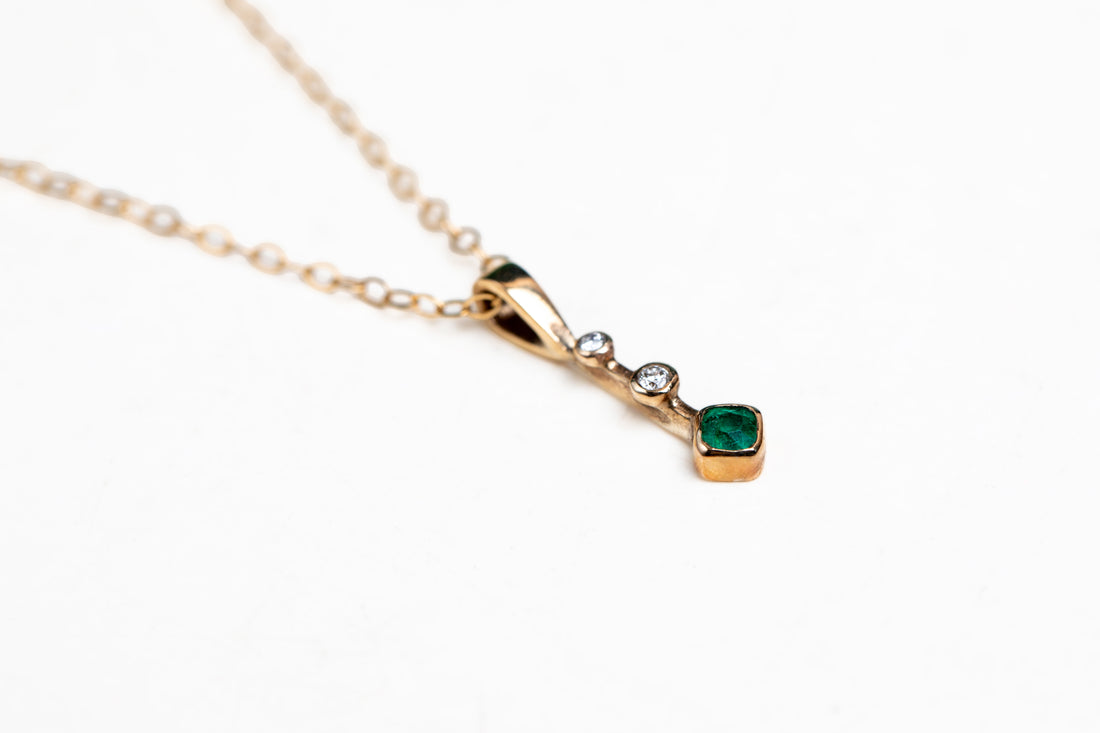 9ct yellow gold emerald and diamond drop pendant