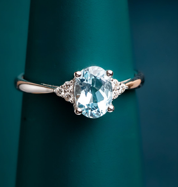 Aquamarine and diamond ring