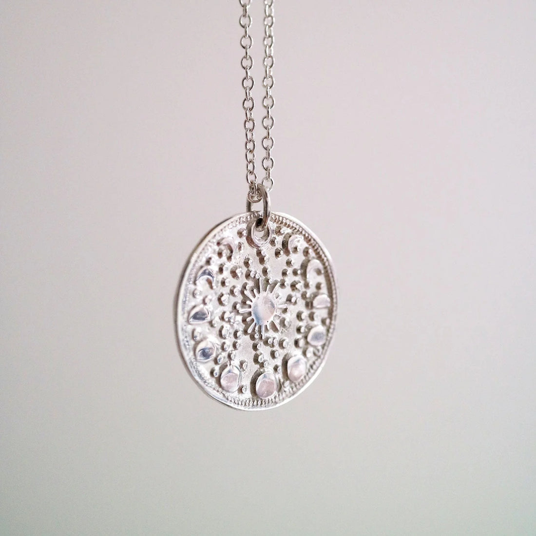 Silver Moonphase Necklace
