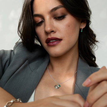 Hammered Disc & Green Garnet Array Pendant Necklace