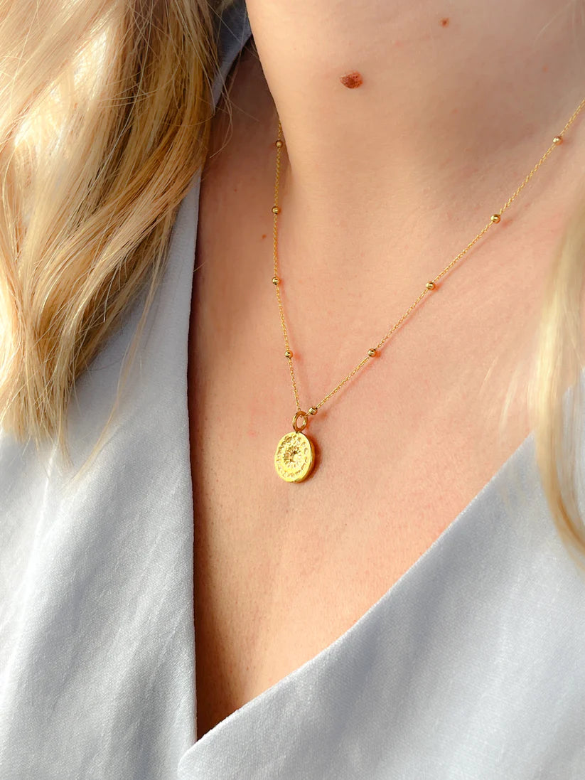 Small coin sales necklace gold
