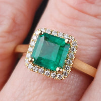 18ct Yellow Gold Emerald and Diamond Ring