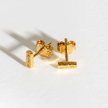 GOLD ANTIQUE BAR STUD EARRINGS