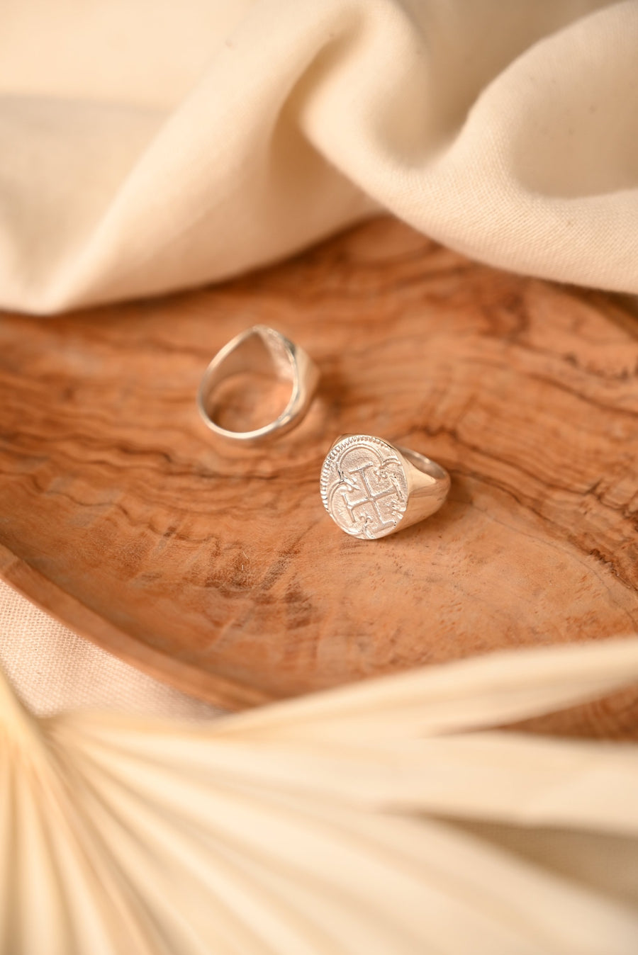 Silver Tesoro Signet Ring